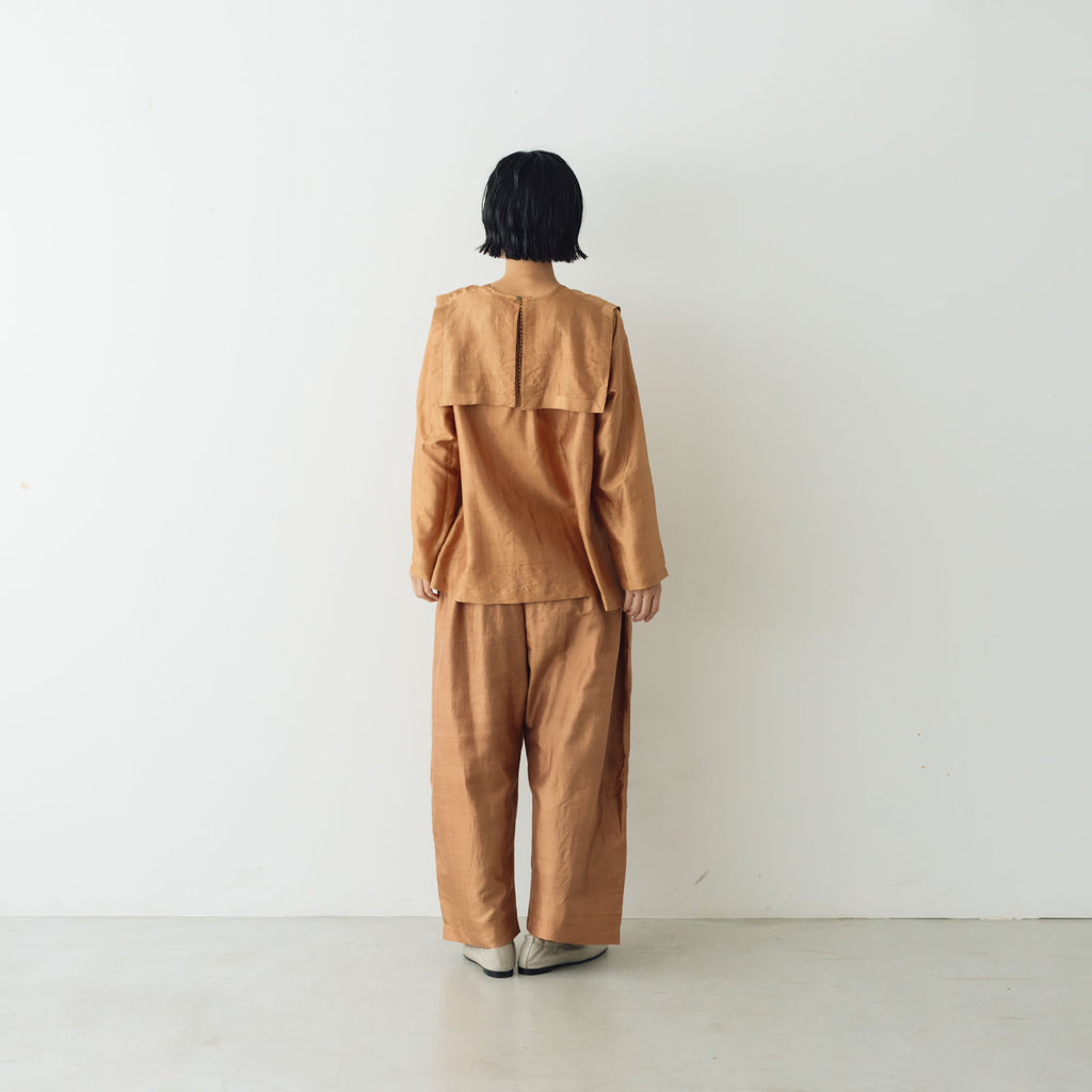 BUNON バックボタンセーラーブラウス