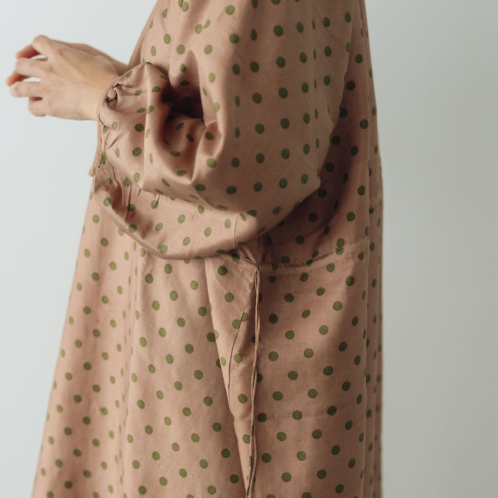 BUNON バックボタンドレス ドットプリント コーラルブラウン