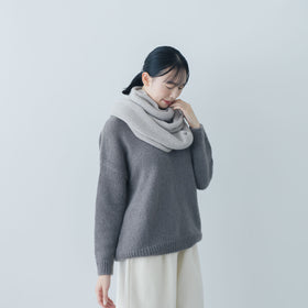 evam eva モヘアリリーループストール