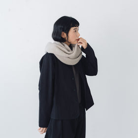 evam eva モヘアリリーループストール