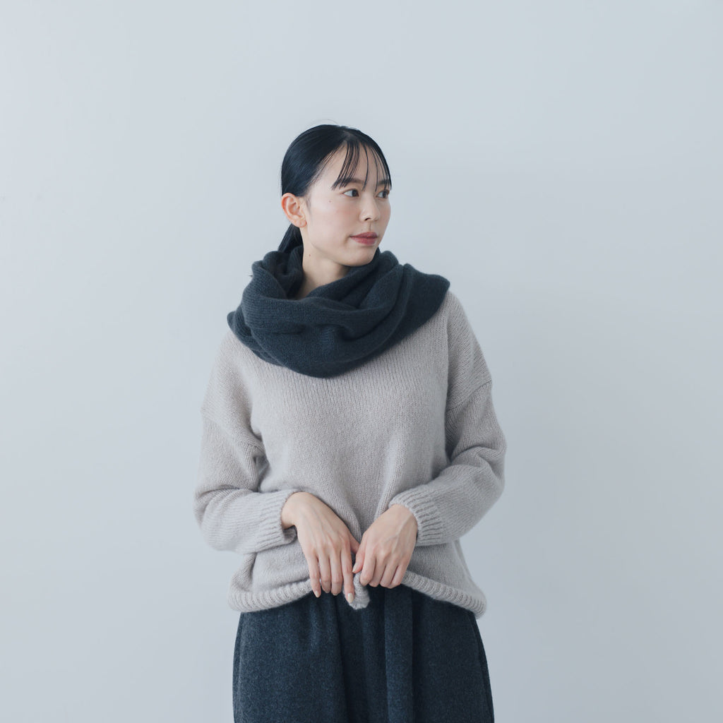 evam eva モヘアリリーループストール