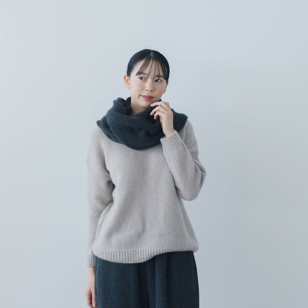 evam eva モヘアリリーループストール