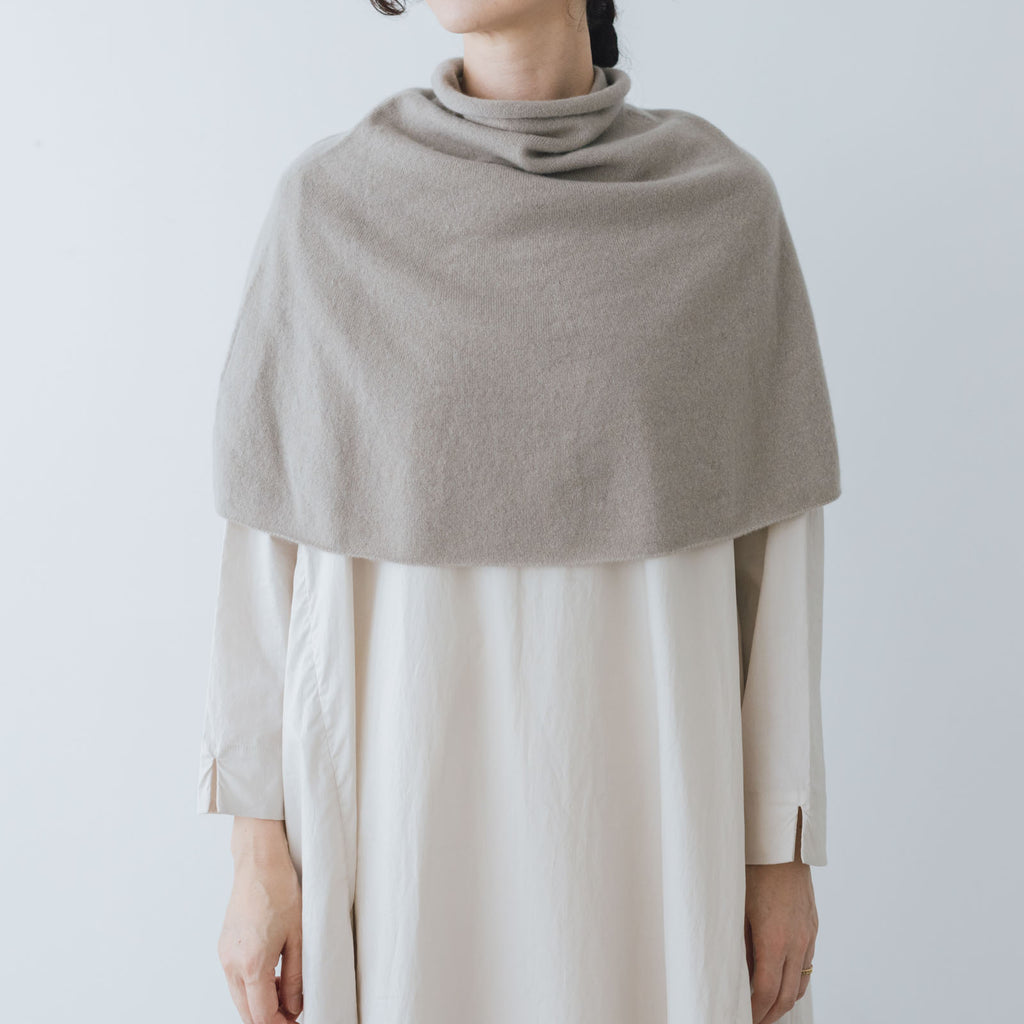 evam eva カシミアスヌード