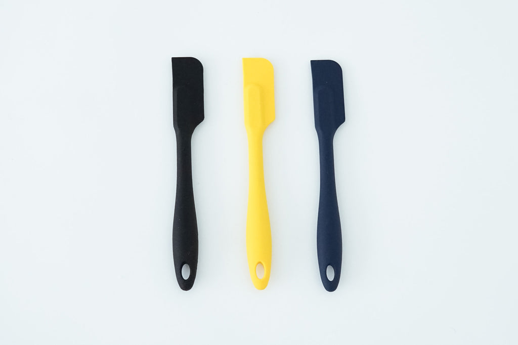 Flying Saucer クッキングスパチュラ スリムタイプ