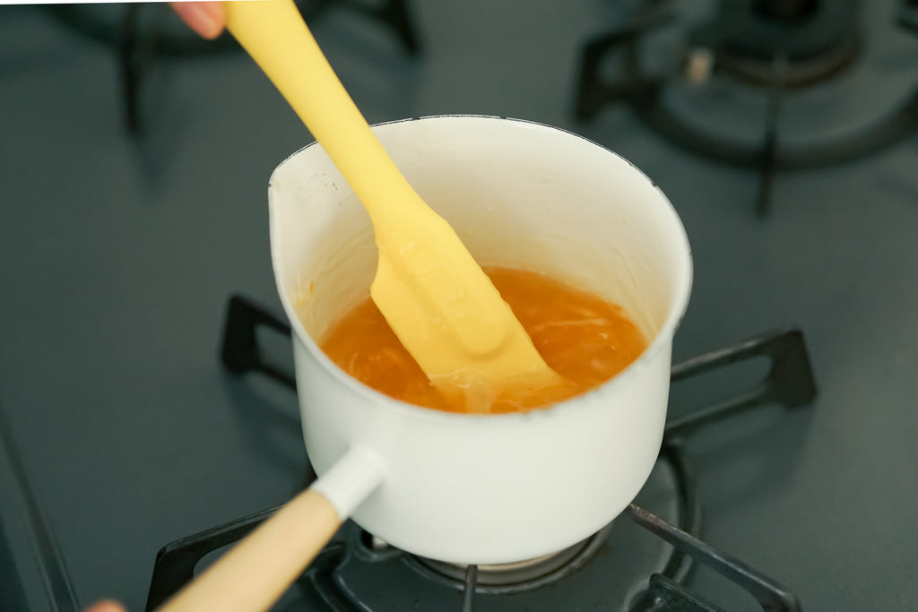 Flying Saucer クッキングスパチュラ スリムタイプ