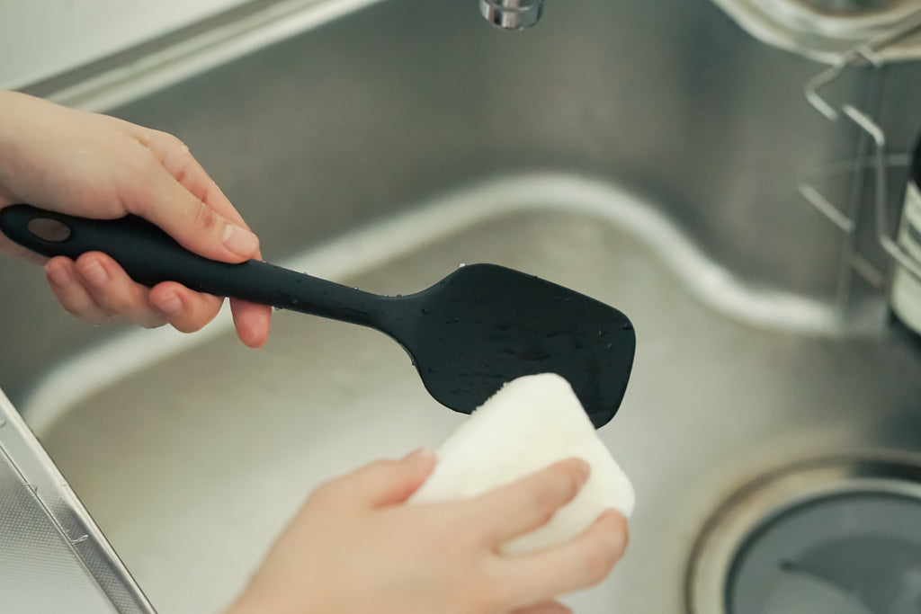 Flying Saucer クッキングスパチュラ スプーンタイプ