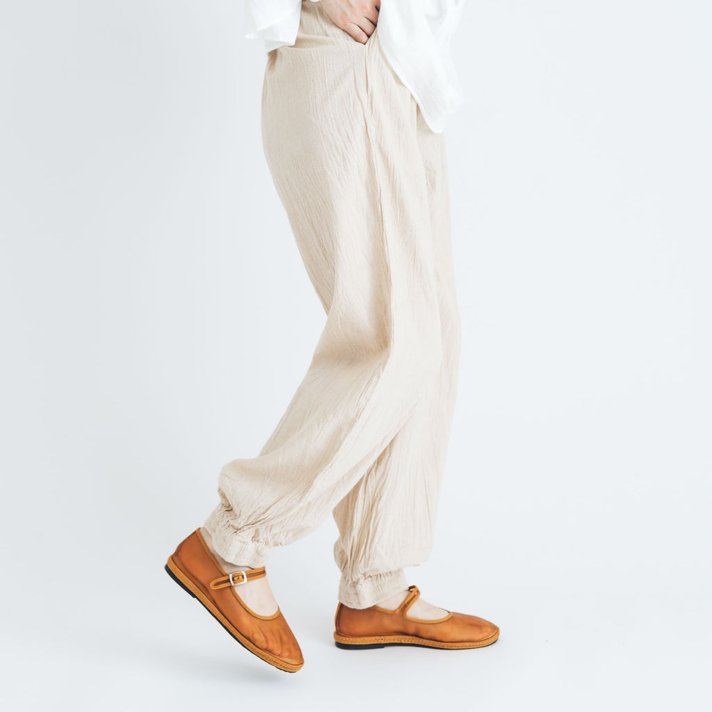 〈くらすこと別注〉ヂェン先生の日常着 バルーンパンツ スリム