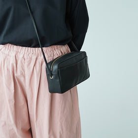 a(アー)ショルダーミニ