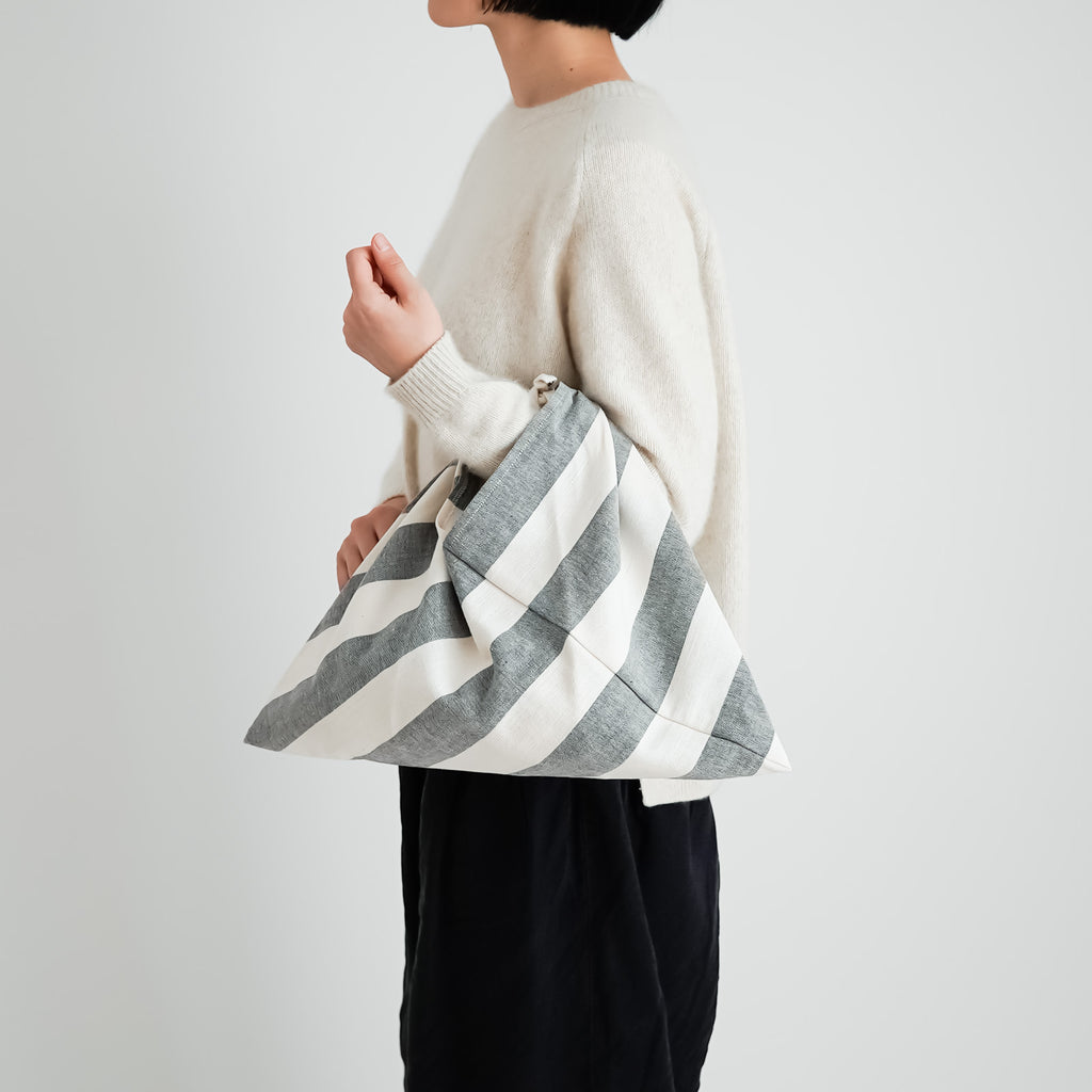 F/style 亀田縞の風呂敷(中)(太縞)