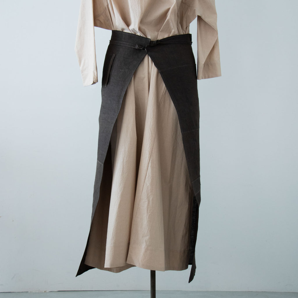 工藤由美 風呂敷エプロン