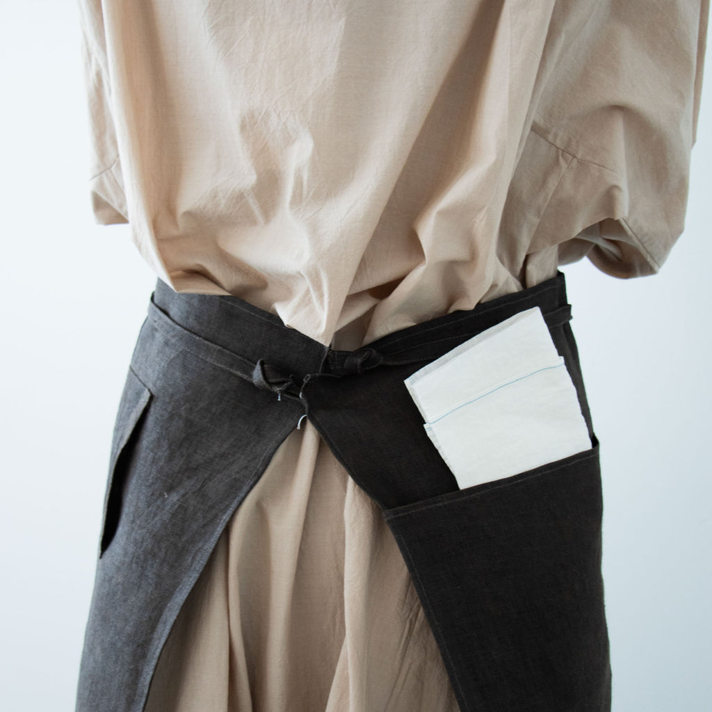 工藤由美 風呂敷エプロン