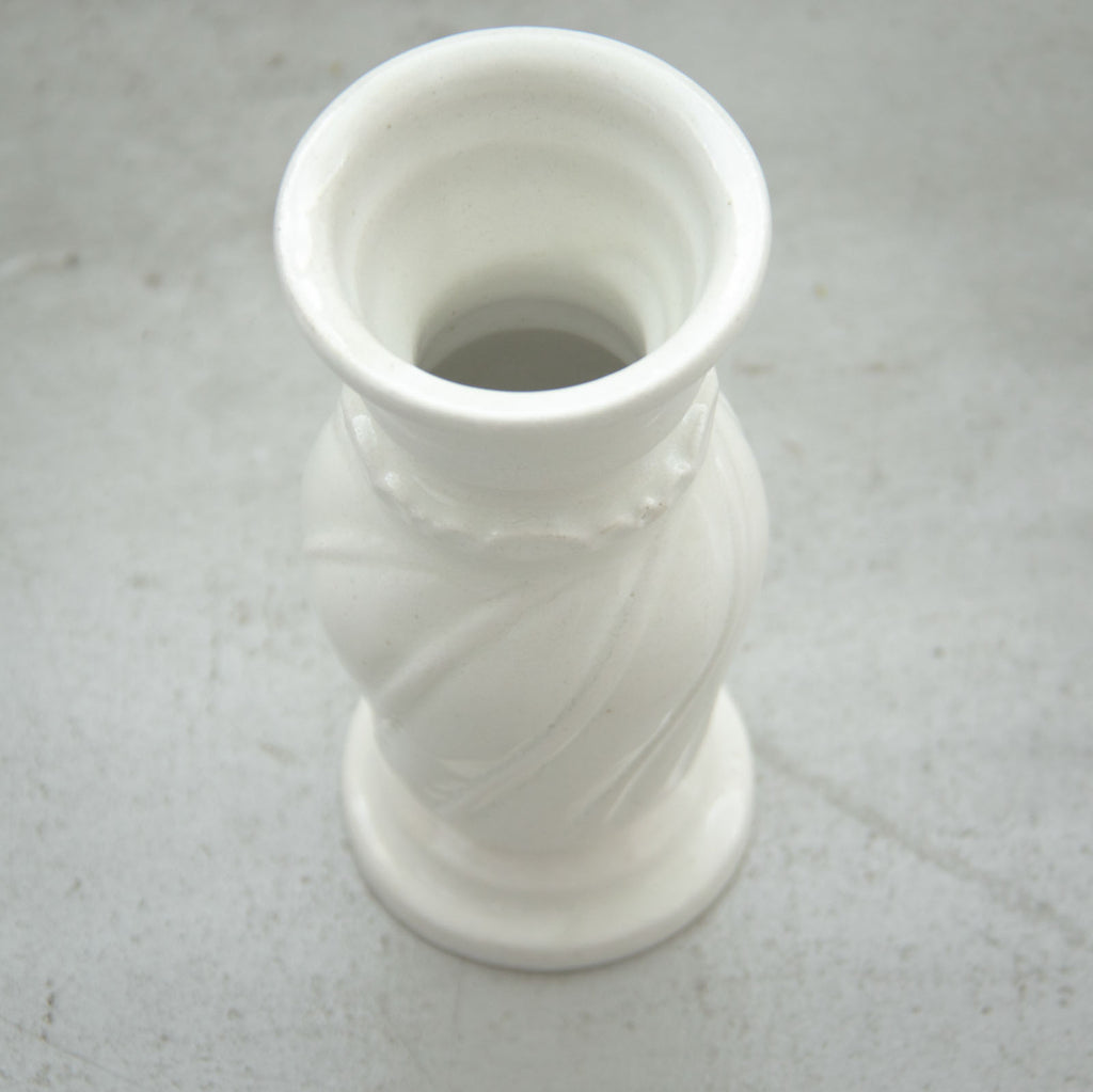 安部太一 白釉花器 B