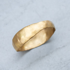 SURUME. Curvy Bracelet