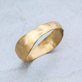 SURUME. Curvy Bracelet