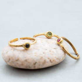 SURUME. Small Stone Ring