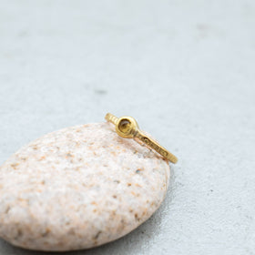 SURUME. Small Stone Ring