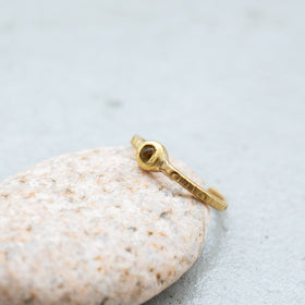SURUME. Small Stone Ring