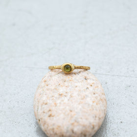 SURUME. Small Stone Ring
