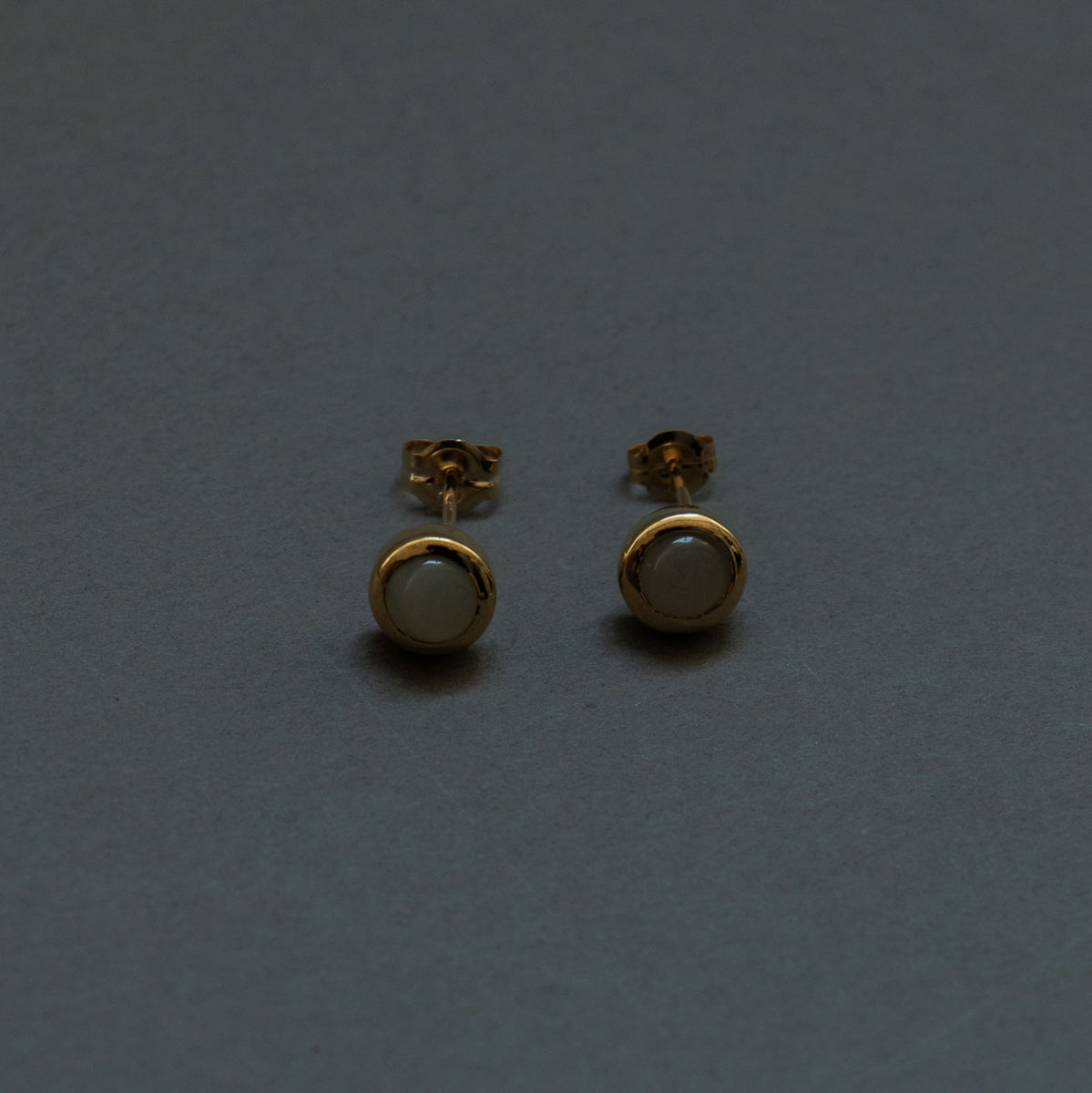 ピアス maumaumaus accessories mau ムーンストーンピアス ｜くらすこと オンライン