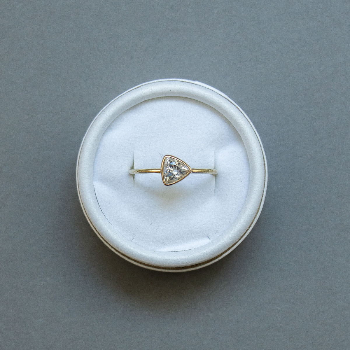 KAZAHANA FX商品 Shop Our New Low Price Front KYB Shock Absorber for Toyota