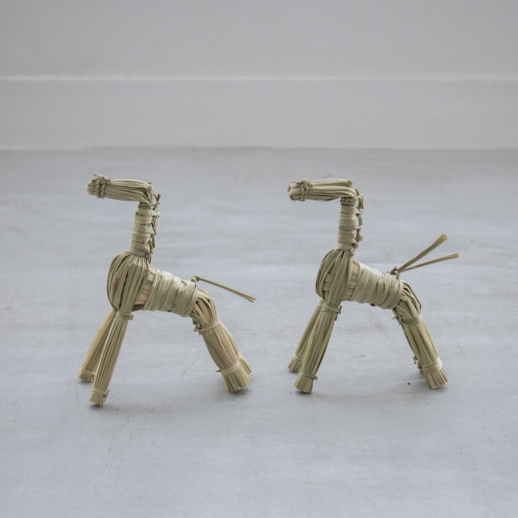 榊麻美植物研究所 馬の置き飾り