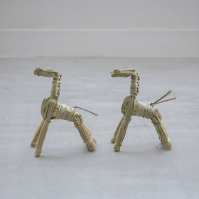 榊麻美植物研究所 馬の置き飾り