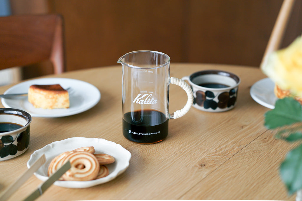 ラタンハンドルのコーヒーサーバー