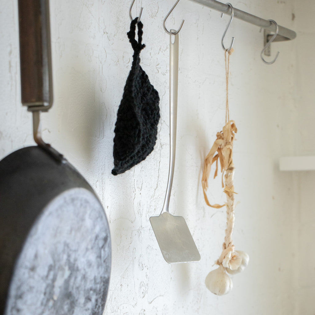 一菱金属 すくいやすく返しやすいターナー