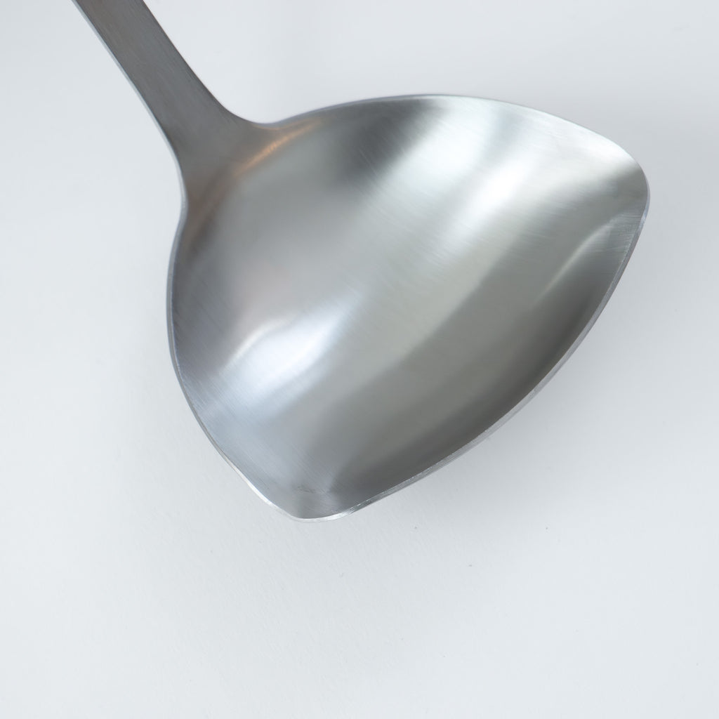 一菱金属 すくいやすく注ぎやすいレードル