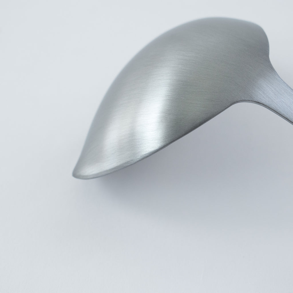 一菱金属 すくいやすく注ぎやすいレードル