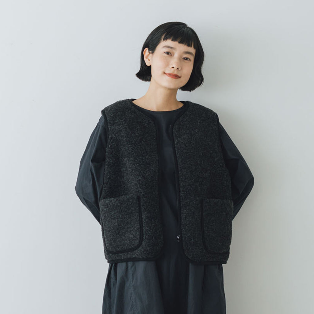 〈くらすこと別注〉COLD BREAKER ボアベスト