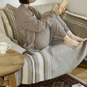 joha WOOL BASIC ウールパンツ