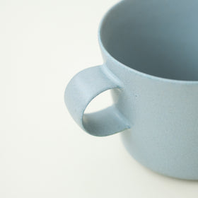 yumiko iihoshi porcelain unjour cup smoke blue