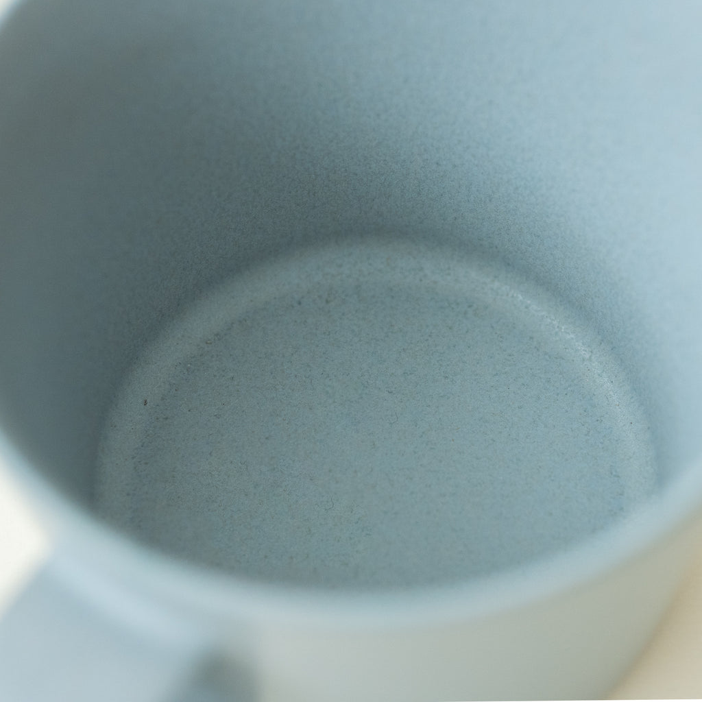 yumiko iihoshi porcelain unjour cup smoke blue