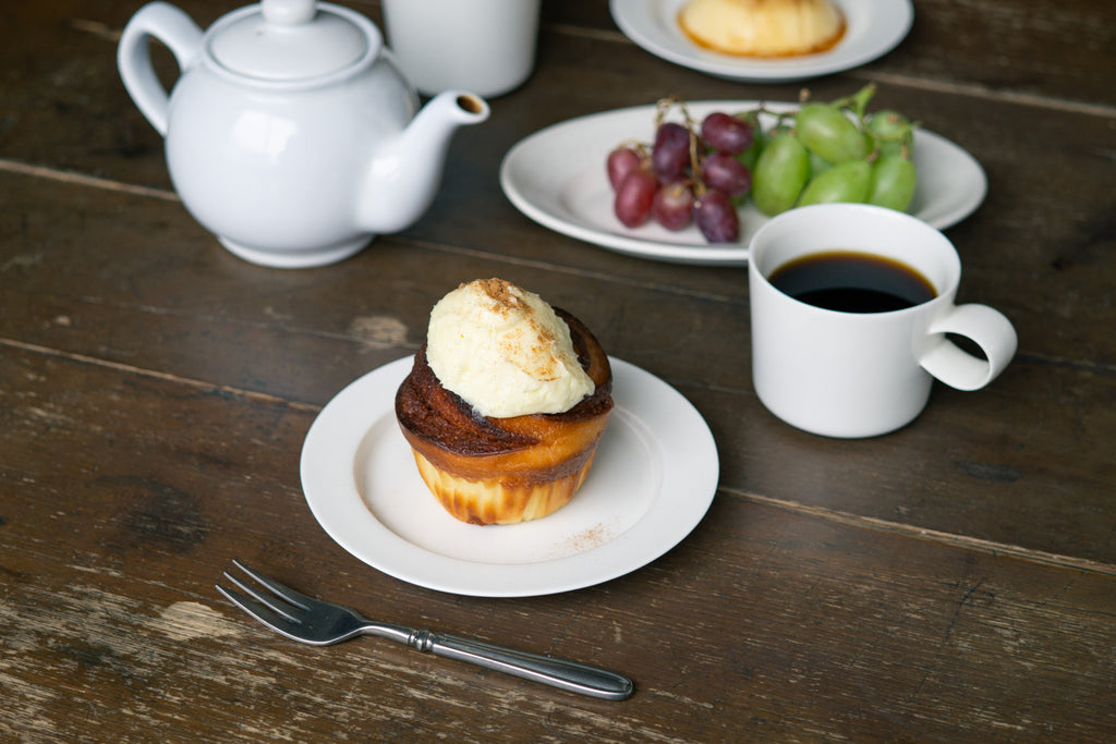 〈くらすこと別注〉yumiko iihoshi porcelain unjour cup(つやあり)