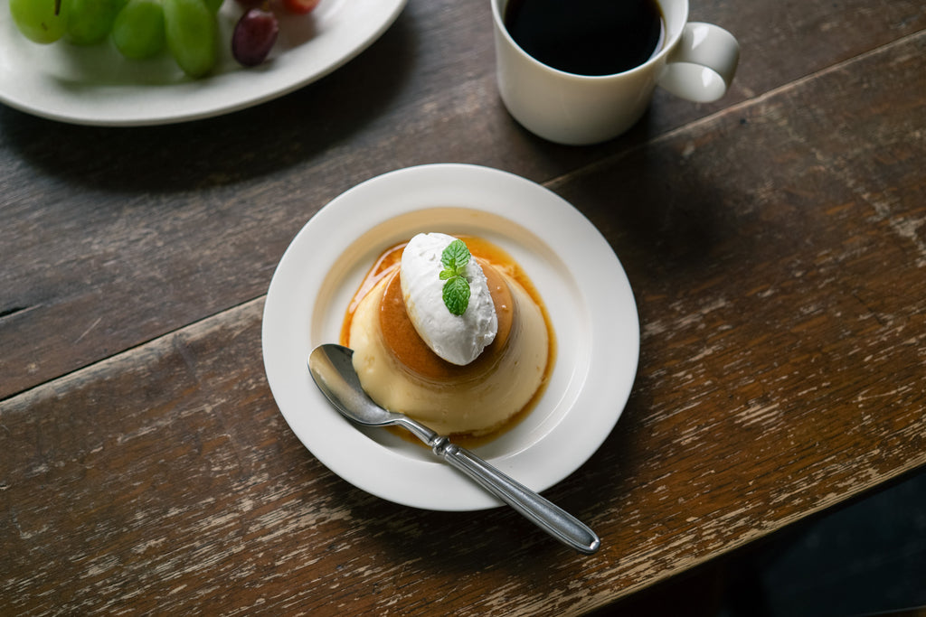 〈くらすこと別注〉yumiko iihoshi porcelain unjour plate ivory(つやあり)