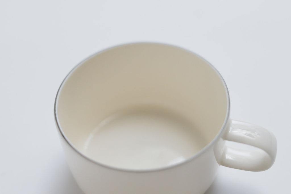 yumiko iihoshi porcelain my mug Satoru white
