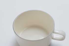 yumiko iihoshi porcelain my mug Satoru white