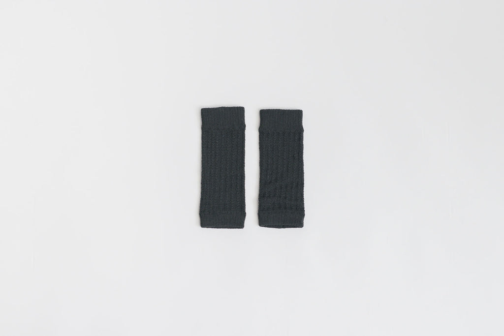 うさぎの会 絹くずまゆ ソフトレッグウォーマー ショート チャコールグレー