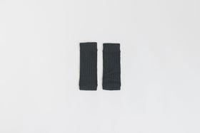 うさぎの会 絹くずまゆ ソフトレッグウォーマー ショート チャコールグレー