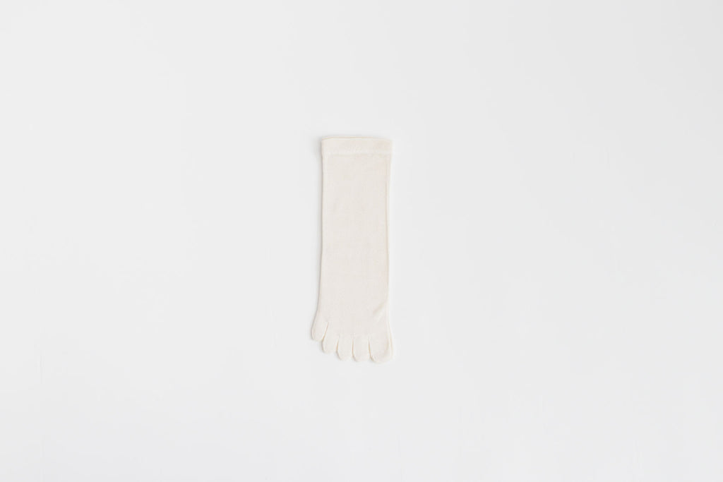 うさぎの会 上質絹5本指靴下(口ゴムなし)