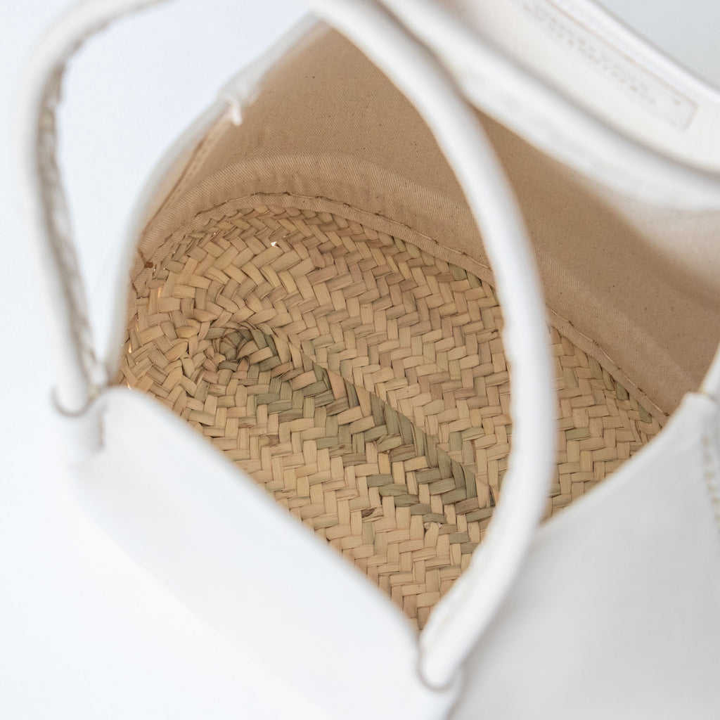 warang wayan nousnous ホワイト