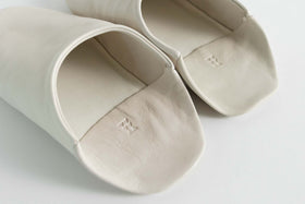 warang wayan 山羊革バブーシュ