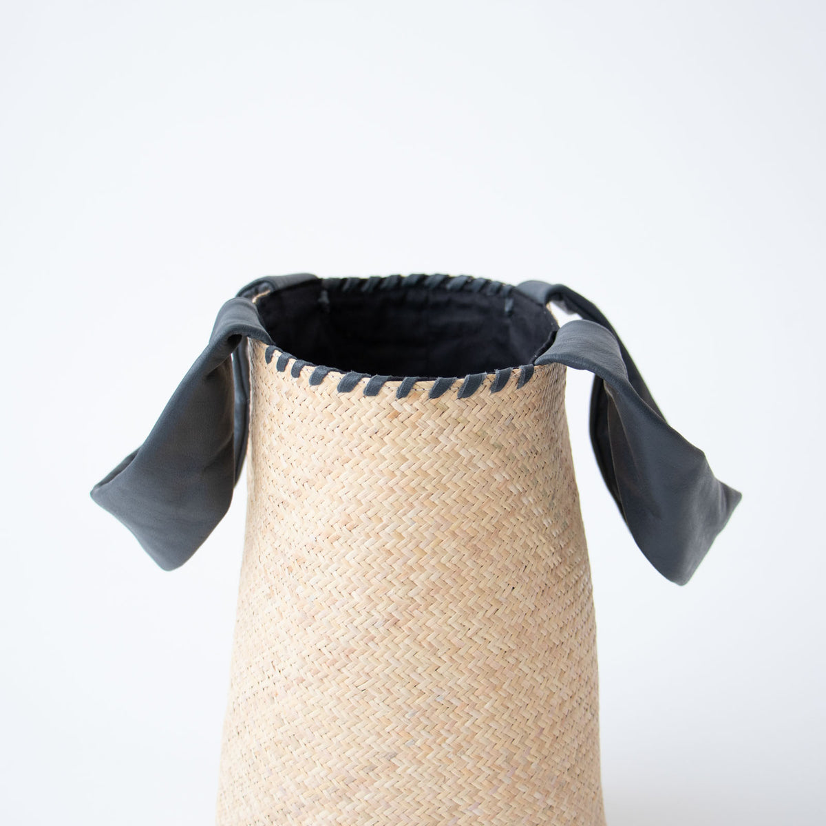 ribbon b ラタンレザーカゴバッグ ホワイト warang wayan 楽天市場】【美品】ワランワヤン warang wayan ラタン革手かご