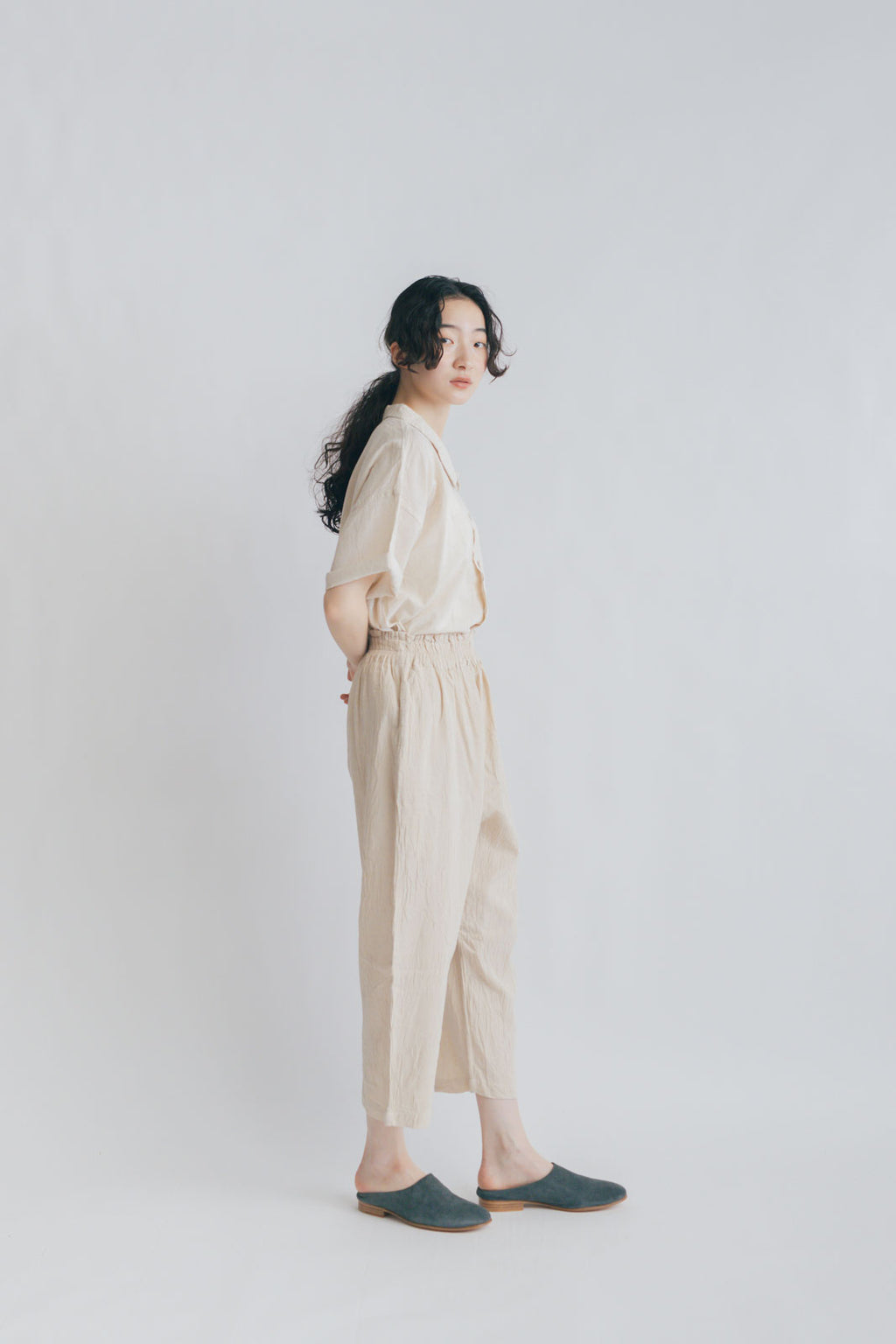 ヂェン先生の日常着 クロップドパンツ