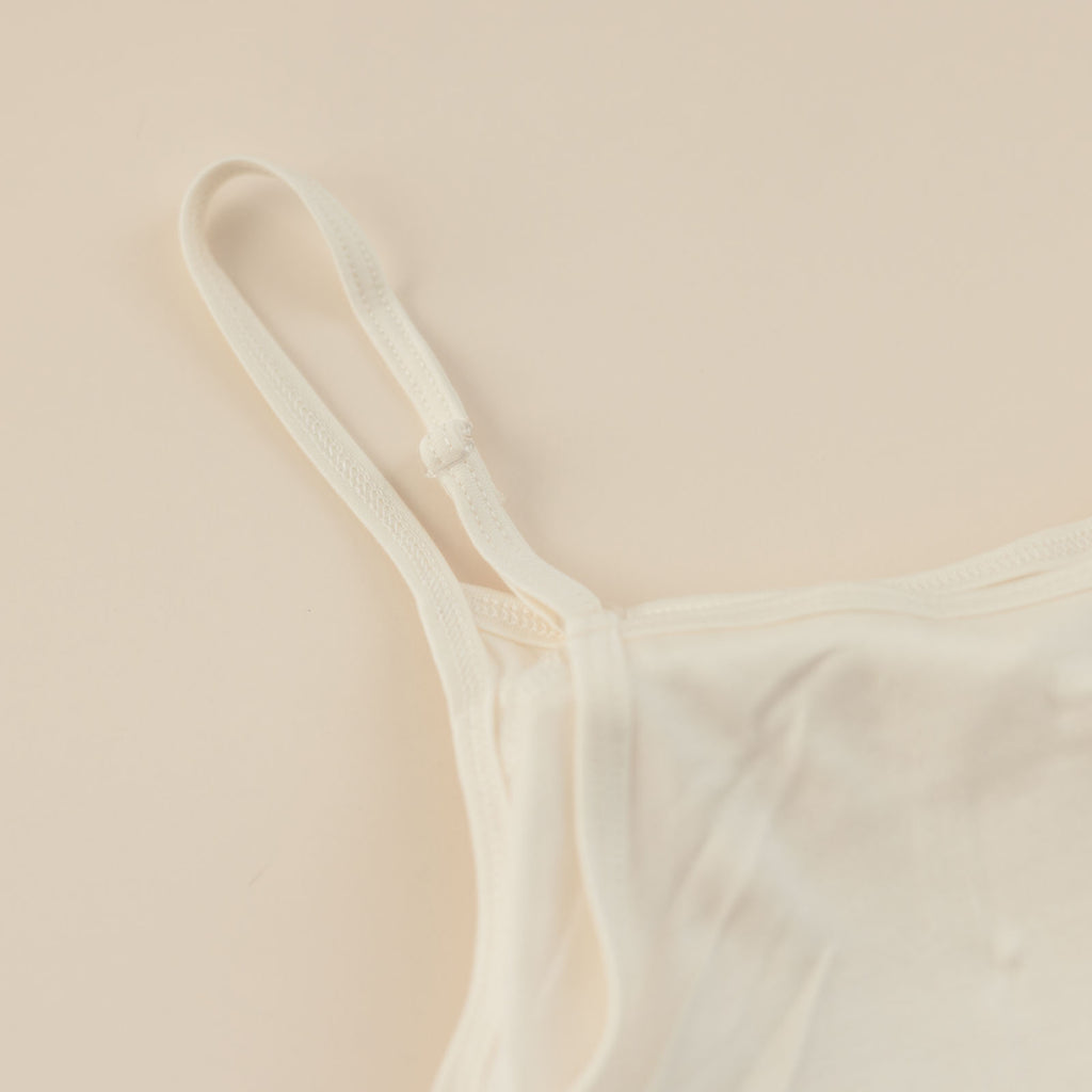 金伴繊維 シルクのカップ付きキャミソール 縫い糸までシルク100%