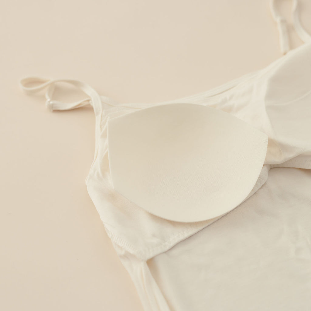 金伴繊維 シルクのカップ付きキャミソール 縫い糸までシルク100%