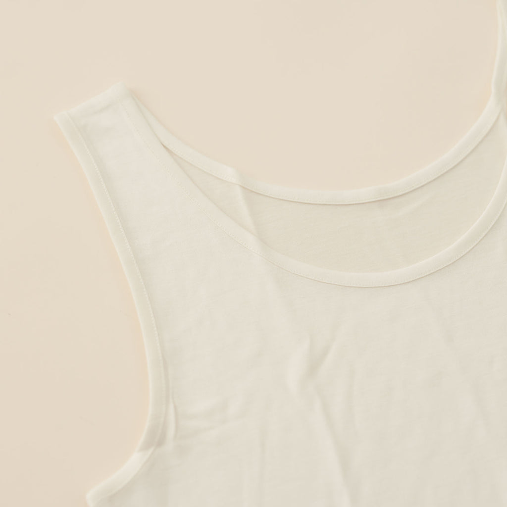 金伴繊維 シルクのタンクトップ 縫い糸までシルク100%