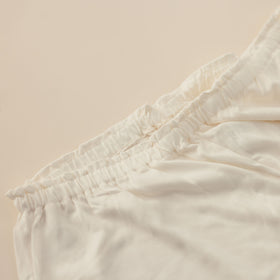 金伴繊維 シルクのアンダーパンツ10分丈 縫い糸までシルク100%