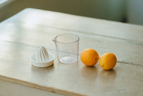 CINQ レモン搾り器 ホワイト